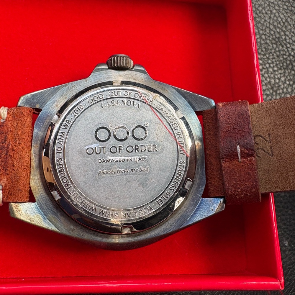 Vintage out of order burnt orange men’s watch - Picture 4 of 7
